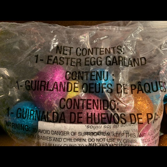 Set of Easter Egg Garland, Set of 2 Included, 1-Opened Bag, 1-Sealed New Bag - Picture 4 of 13